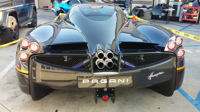 Illustration for article titled Saw a bare carbon Huayra today